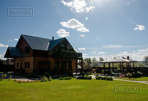 Строительство энергоэффективного каркасного дома 200 кв м с балконом Северная корона 26 - 32