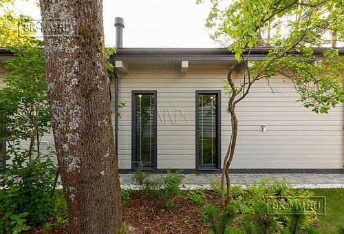 Фотографии П-образного дома в скандинавском стиле 238 кв м с панорамным остеклением, построенного в Сестрорецке - 5