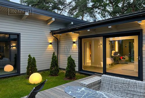 Пример внутренней отделки П-образного загородного дома в Сестрорецке - 28