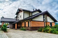 Строительство большого двухэтажного газобетонного коттеджа с комбинированной фасадной отделкой кирпичом и штукатуркой в КП Сосновое - мини - 14