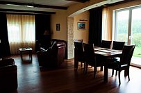 Дизайн интерьера двухэтажного загородного коттеджа с эркером в кп Зеркальный - мини - 6