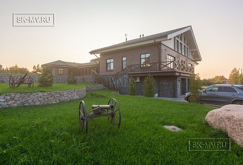 Фото репортаж с места строительства комбинированного дома площадью 1400 кв м с цоколем и СПА в д Пеники Ленобласти - 40