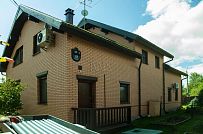 Строительство двухэтажного каркасного дома около 250 кв м с мансардными окнами и разноуровневой кровлей в п Володарский - мини - 25