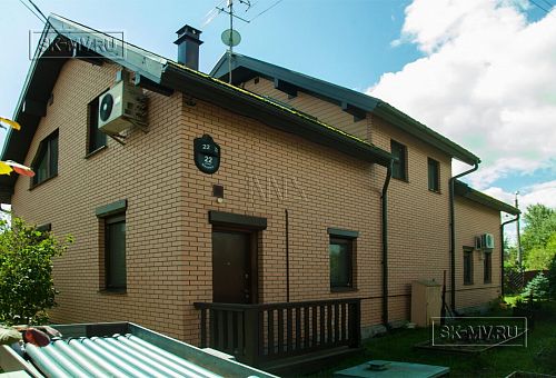 Строительство двухэтажного каркасного дома около 250 кв м с мансардными окнами и разноуровневой кровлей в п Володарский - 25