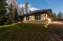 Построенный одноэтажный дом из газобетона с шатровой крышей в СНТ Фауна - мини - 32