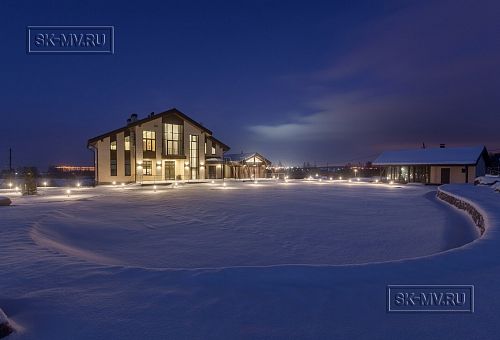 Фото репортаж с места строительства кирпичного дома ок 800 кв м с цоколем и СПА в д Пеники Лен области - 43