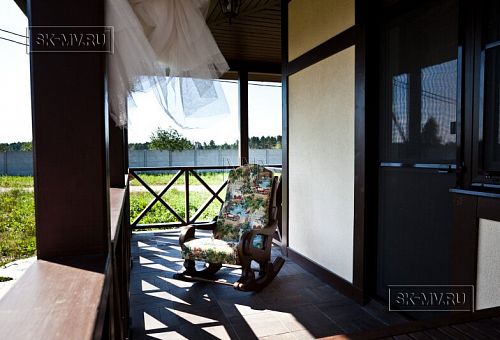 Построенный по каркасной технологии в к п Парквэй загородный дом для постоянного проживания в стиле фахверк площадью 200 кв м - 20