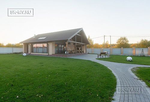 Летняя кухня с террасой барбекю и бильярдной в Оликах под ключ - 18