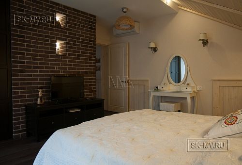 Пример внутренней отделки комбинированного загородного дома с цокольным этажом в п Ольшанки - 30