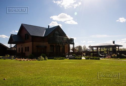 Строительство энергоэффективного каркасного дома 200 кв м с балконом Северная корона 26 - 31