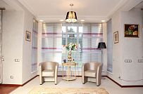 Дизайн интерьера в классическом стиле загородного дома с мансардой в кп Галактика - мини - 2