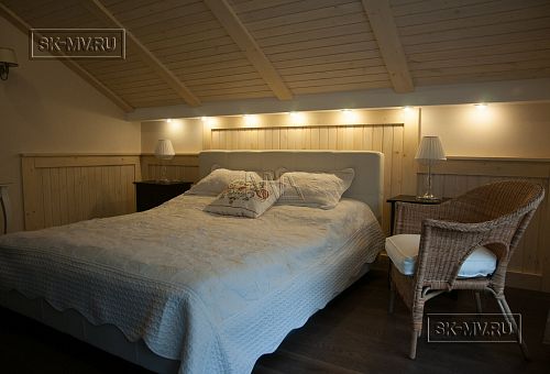 Пример внутренней отделки комбинированного загородного дома с цокольным этажом в п Ольшанки - 32