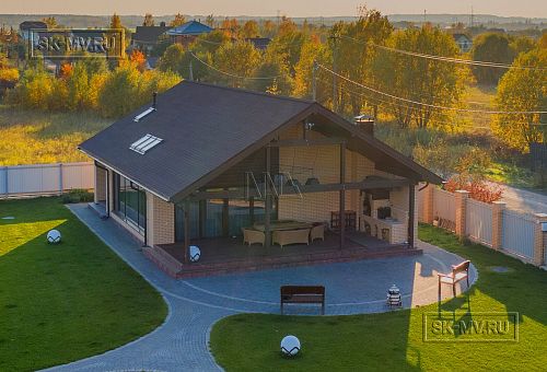 Летняя кухня с террасой барбекю и бильярдной в Оликах под ключ - 1