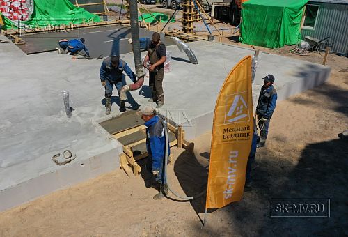 Монтаж индивидуального расчётного фундамента УШП PRO для строительства кирпичного двухэтажного дома в Рощино 2, S плиты = 340 кв.м, Лениградская обл. - 26