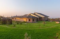 Фото репортаж с места строительства комбинированного дома площадью 1400 кв м с цоколем и СПА в д Пеники Ленобласти - мини - 42