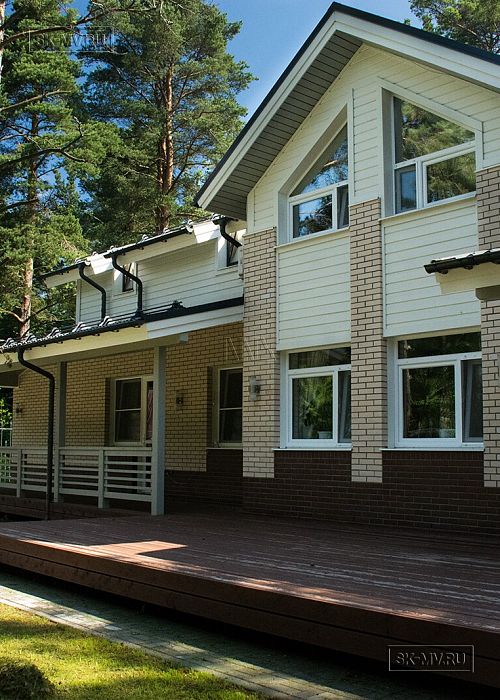 Строительство современного каркасного коттеджа с семью спальнями в п Лебяжье