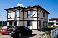 Построенный в п Парквей по каркасной технологии двухэтажный загородный дом в стиле фахверк площадью 200 кв м - мини - 2