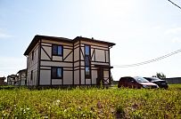 Построенный по каркасной технологии в к п Парквэй загородный дом для постоянного проживания в стиле фахверк площадью 200 кв м - мини - 26