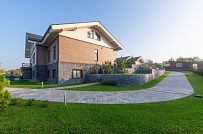 Фото репортаж с места строительства комбинированного дома площадью 1400 кв м с цоколем и СПА в д Пеники Ленобласти - мини - 34