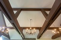 Интерьер летней кухни с каменной печью и панорамным остеклением в д. Пеники от СК Медный Всадник - мини - 4