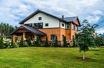 Строительство большого двухэтажного газобетонного коттеджа с комбинированной фасадной отделкой кирпичом и штукатуркой в КП Сосновое - мини - 43