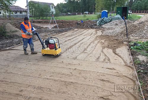 5. Подготовка песчано-щебеночного основания парковки