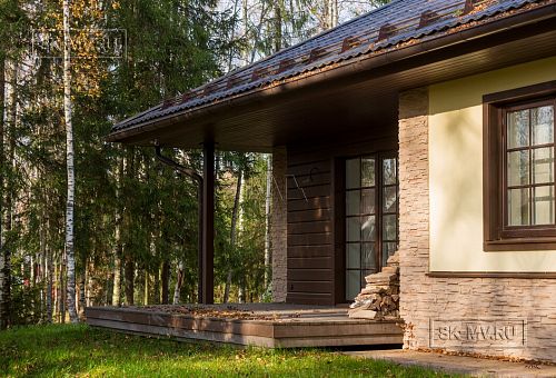 Построенный одноэтажный дом из газобетона с шатровой крышей в СНТ Фауна - 21