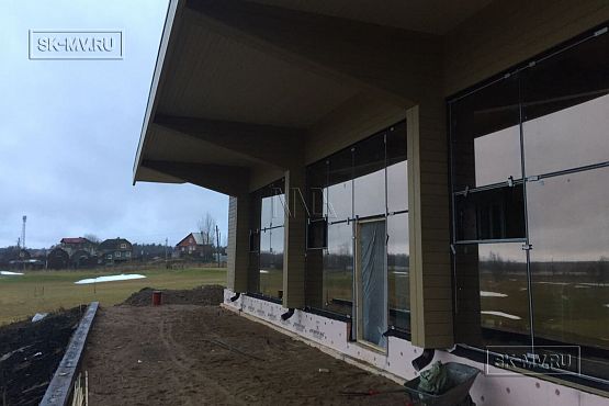 Построенный клубный дом с рестараном по технологии фахверк для гольф-клуба Земляничные поляны - 34