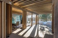 Пример внутренней отделки террасы-барбекю в Выборгском районе Ленинградской области - мини - 1