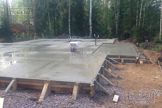 Построенный одноэтажный дом из газобетона с шатровой крышей в СНТ Фауна - 12