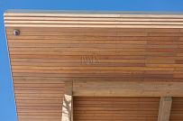 Построенный современный энергоэффективный загородный дом класса премиум с отделкой планкеном в Выборгском районе - мини - 32