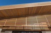 Построенный современный энергоэффективный загородный дом класса премиум с отделкой планкеном в Выборгском районе - мини - 57