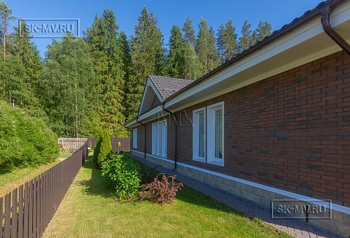 Одноэтажная усадьба в английском стиле в КП Галактика, технология каркас - 44