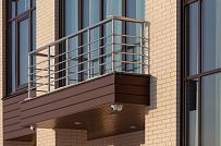 Фото репортаж с места строительства кирпичного дома ок 800 кв м с цоколем и СПА в д Пеники Лен области - мини - 20