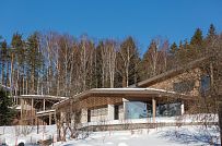 Построенный современный энергоэффективный загородный дом класса премиум с отделкой планкеном в Выборгском районе - мини - 79