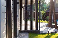 Фотографии П-образного дома в скандинавском стиле 238 кв м с панорамным остеклением, построенного в Сестрорецке - мини - 4