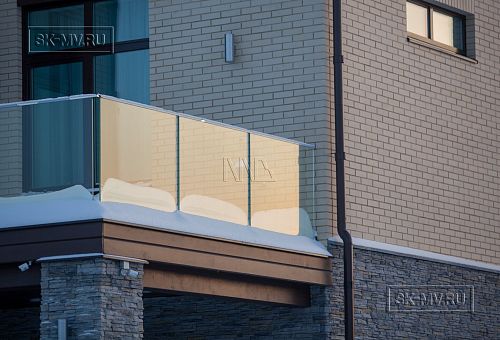 Фото репортаж с места строительства кирпичного дома ок 800 кв м с цоколем и СПА в д Пеники Лен области - 12