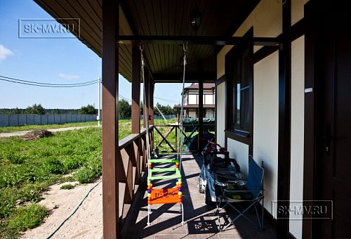 Построенный в п Парквей по каркасной технологии двухэтажный загородный дом в стиле фахверк площадью 200 кв м - 7