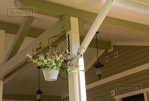 Построенный двухэтажный каркасный коттедж в комаровском стиле в п Комарово - 13