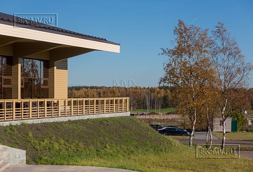 Построенный клубный дом с рестараном по технологии фахверк для гольф-клуба Земляничные поляны - 19