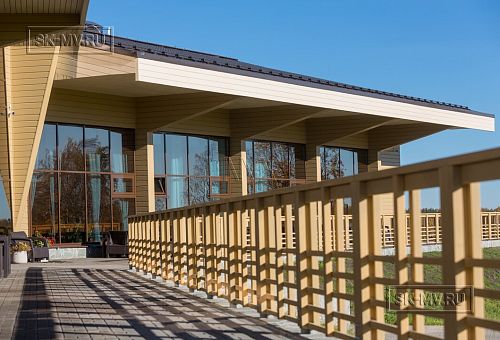 Построенный клубный дом с рестараном по технологии фахверк для гольф-клуба Земляничные поляны - 22