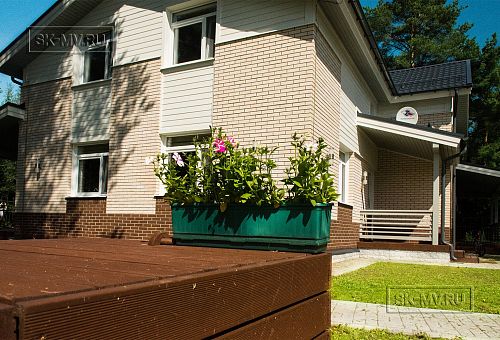 Строительство современного каркасного коттеджа с семью спальнями в п Лебяжье - 3