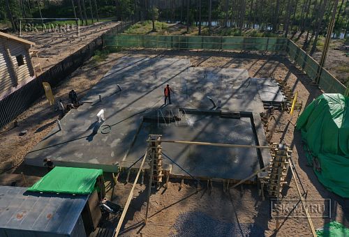 Монтаж индивидуального расчётного фундамента УШП PRO для строительства кирпичного двухэтажного дома в Рощино 2, S плиты = 340 кв.м, Лениградская обл. - 44