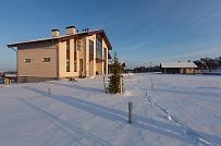 Фото репортаж с места строительства кирпичного дома ок 800 кв м с цоколем и СПА в д Пеники Лен области - мини - 37