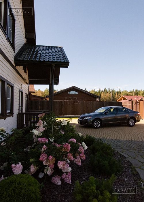 Ландшафтный дизайн загородного участка Галактика 9