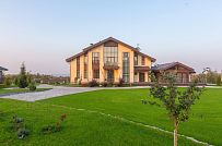 Фото репортаж с места строительства кирпичного дома ок 800 кв м с цоколем и СПА в д Пеники Лен области - мини - 56