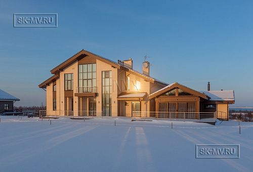 Фото репортаж с места строительства кирпичного дома ок 800 кв м с цоколем и СПА в д Пеники Лен области - 29