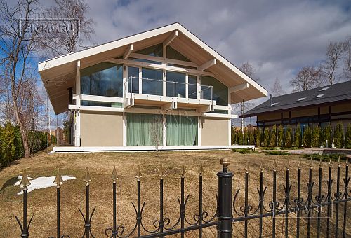 Фото репортаж с места строительства загородного дома с панорамными окнами в КП Монтевиль - 5