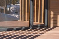 Построенный современный энергоэффективный загородный дом класса премиум с отделкой планкеном в Выборгском районе - мини - 30