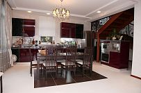 Дизайн интерьера в классическом стиле загородного дома с мансардой в кп Галактика - мини - 3